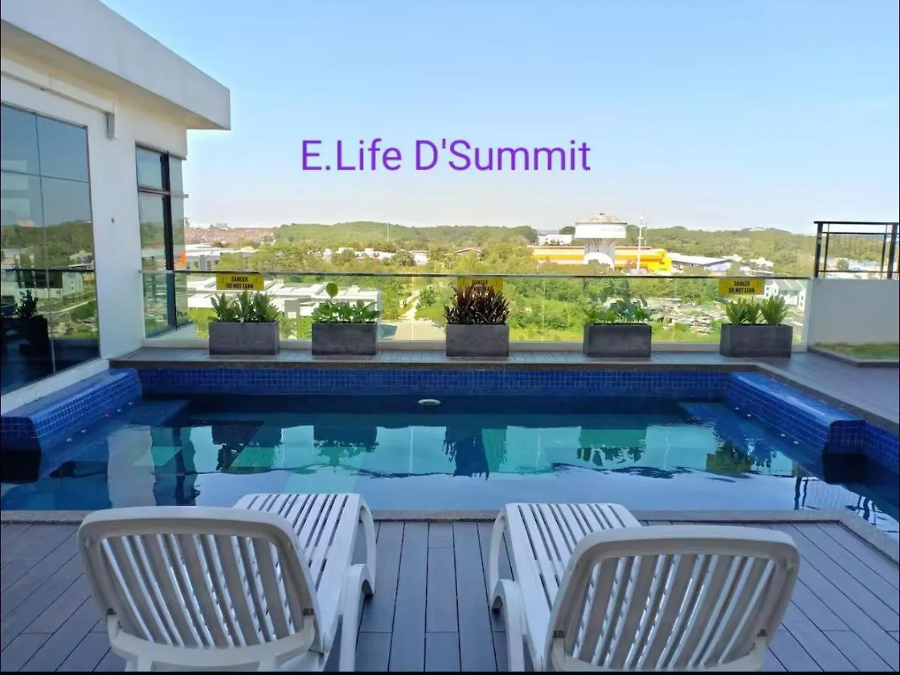 Apartment E Life D Summit Residences 1315 Wifi Netflix Johor Bahru